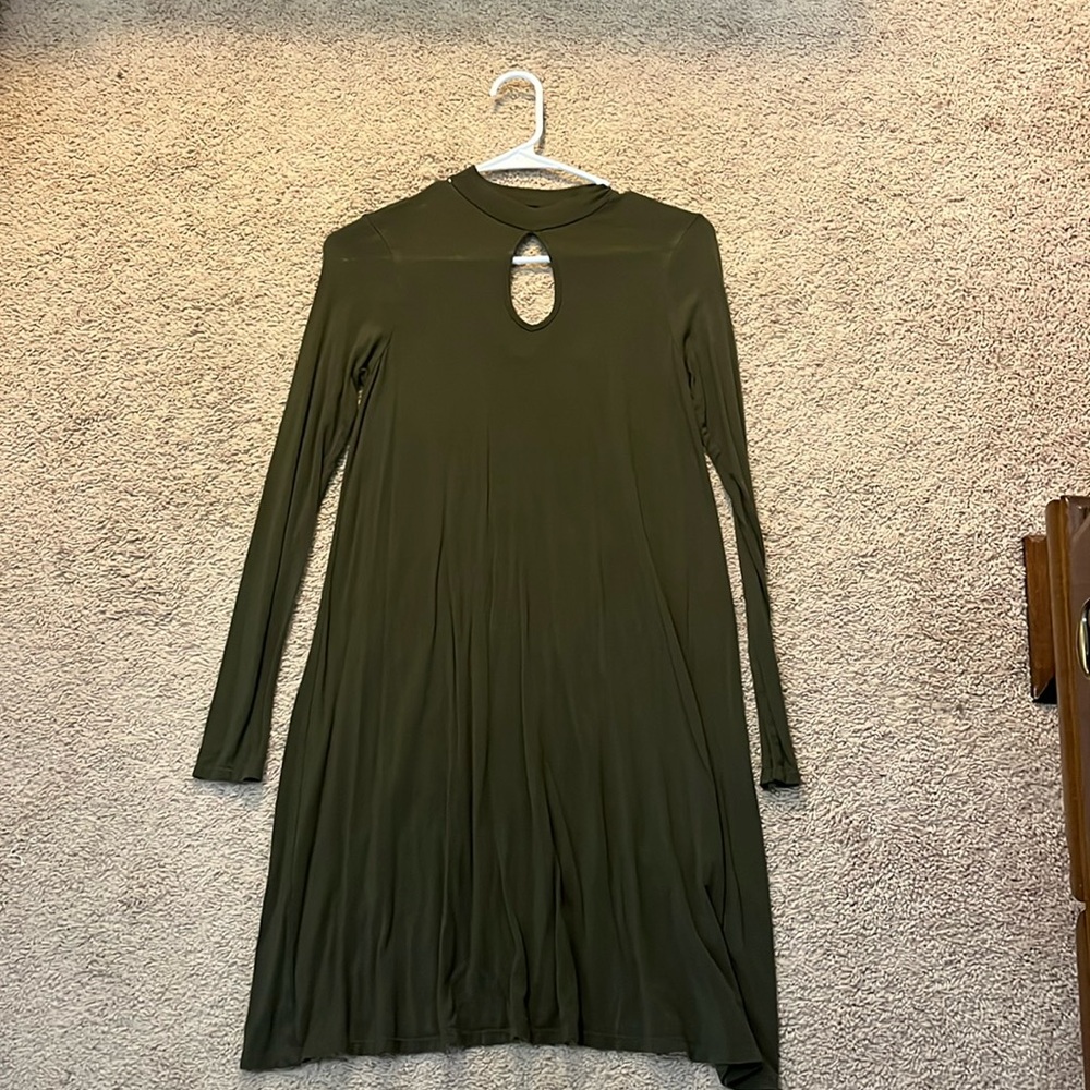 Long sleeve green dress!